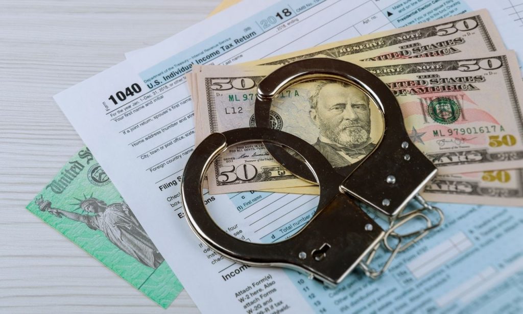 karsiliksiz-cek-nedir-cezasi-ne-kadar